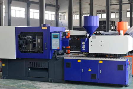 伺服節(jié)能精密注塑機(jī)多少錢一臺(tái)？至少3萬元以上！