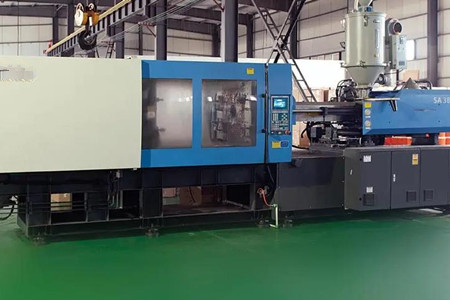 大型二板注塑機(jī)多少錢一臺？幾十萬到上百萬人民幣！