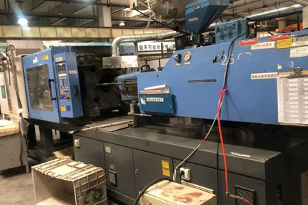 如何降低混雙色注塑機(jī)采購成本？技巧分析！